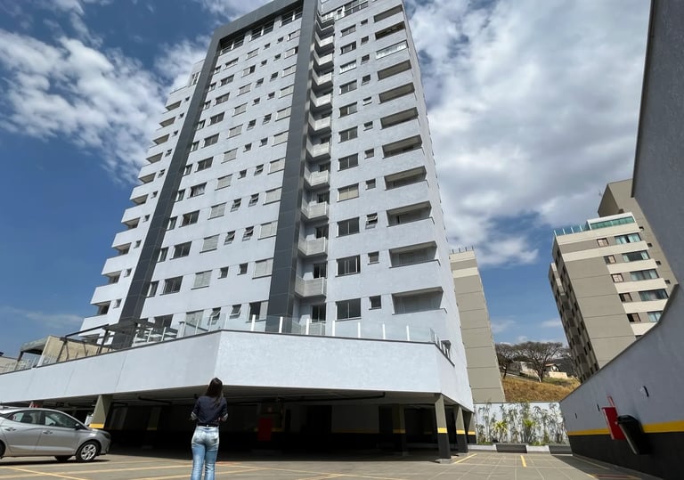 serviço de recebimento de obra feito quando a construtora entrega a obra para os moradores