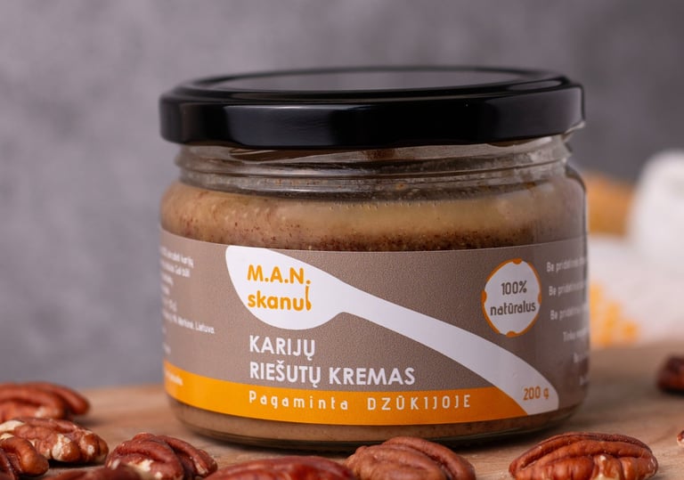 Kariju riesutu kremas