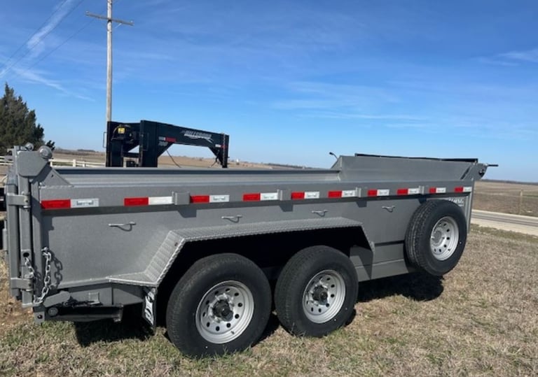 Travalong dump trailer