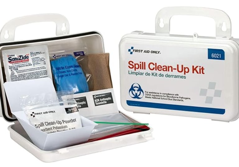 Body Fluid Clean Up Kit in Weatherproof Plastic Case