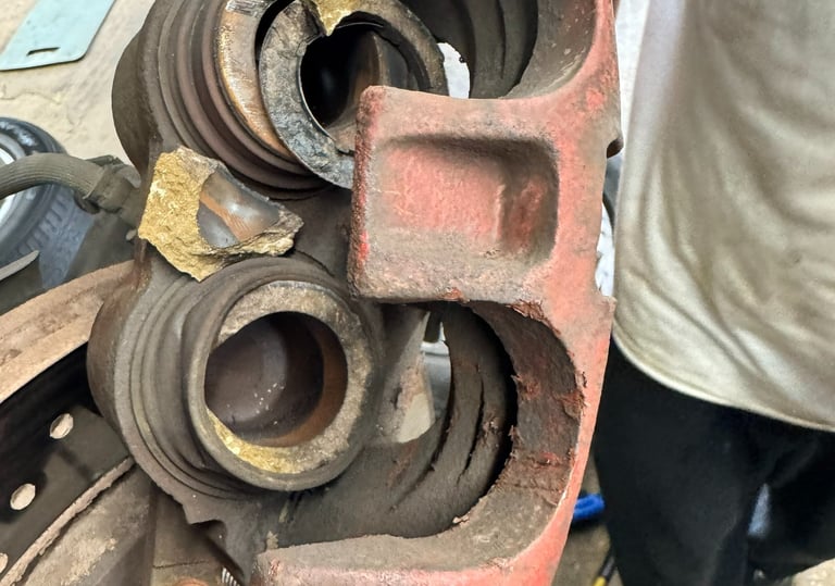 Old brake calipers with worn out seals