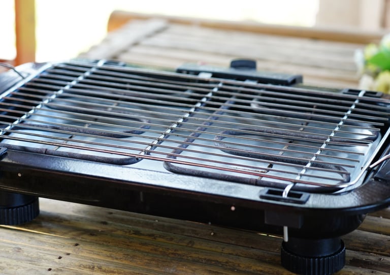 a grill grill with a grill and a grill