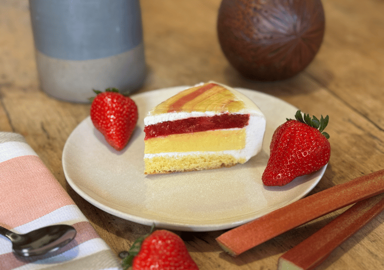entremet fraise rhubarbe