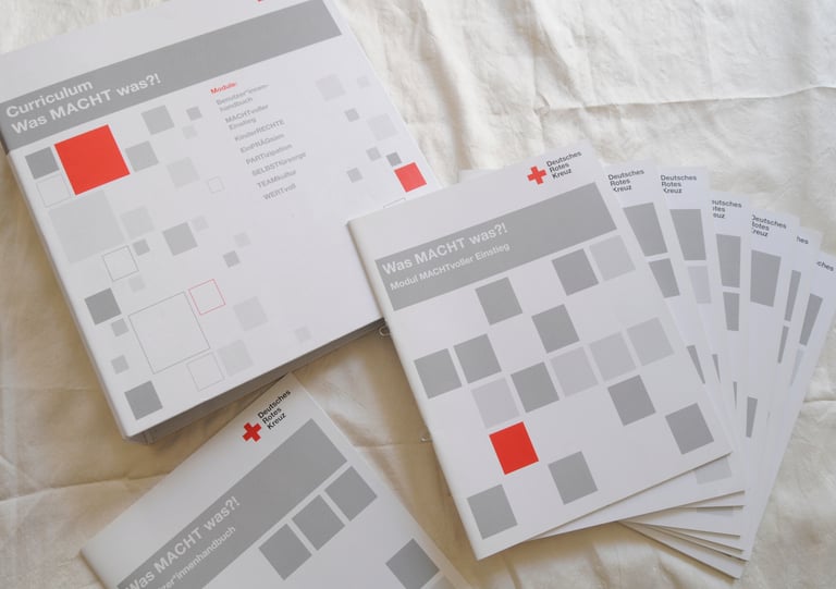 Fortbildungveröffentlichung "Curriculum: Was Macht was?!"