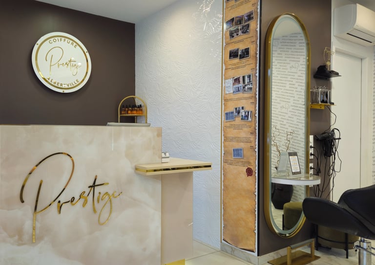 INTERIEUR SALON COIFFURE PRESTIGE