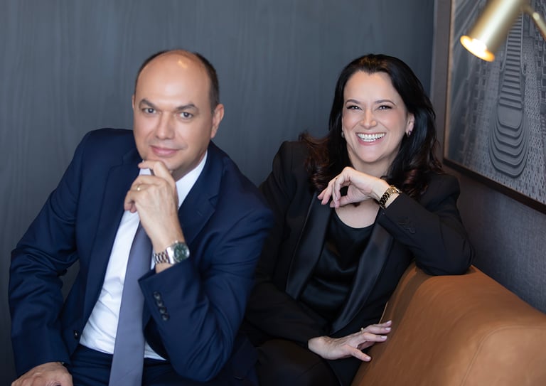 Dr. Juliano Cavalcanti - Dra. Tatiane Cavalcanti