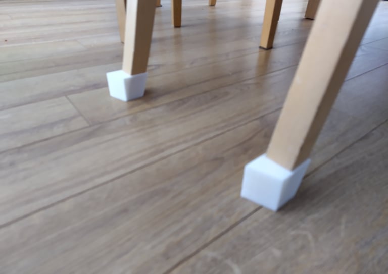 Cadeira sala com dificulta queda