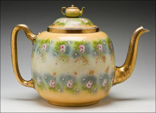 Worlds Largest teapot 1913 holds 1024 cups -gold handles and hand-painted pink floral rose pattern.