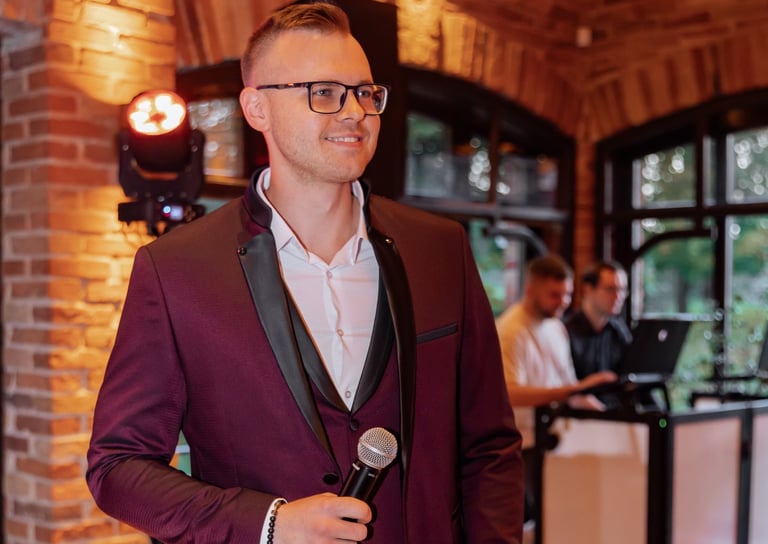 Renginių vedėjas Arjuš Kuranovič veda vestuves Vilniuje