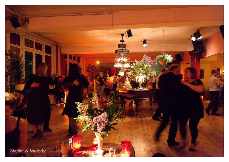Tänzer im Tango Loft während der Berliner Festspiele 2010.