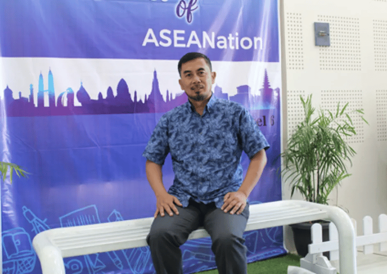 Dr. Dadang Suhendar, M.Pd.