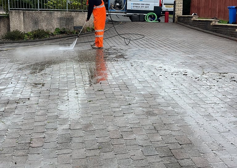 Pressure Washing Near East Kilbride