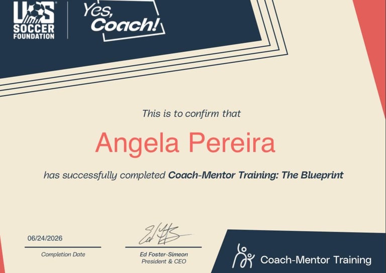 Certificate awarded to Angela Pereira for successfully completing the Coach-Mentor Training: The Blu