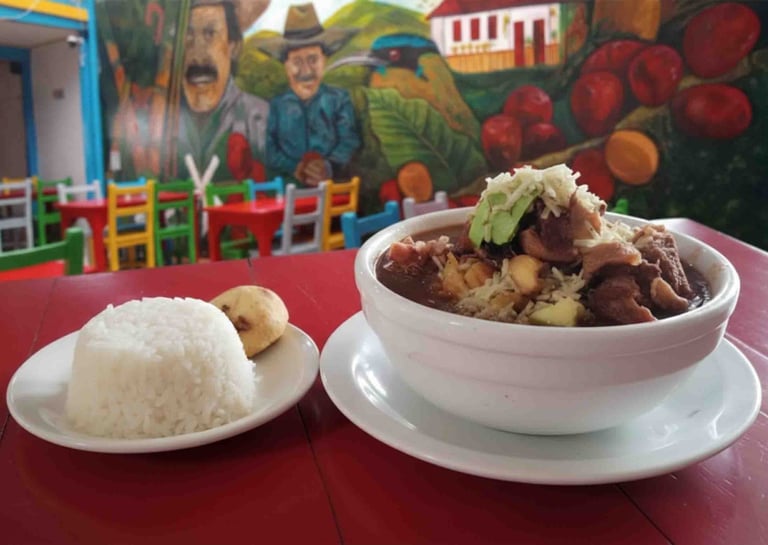 Frijolada en el Balcón Antioqueño Quimbaya Quindío