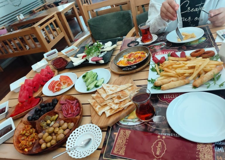 Marina Kafe | Batman