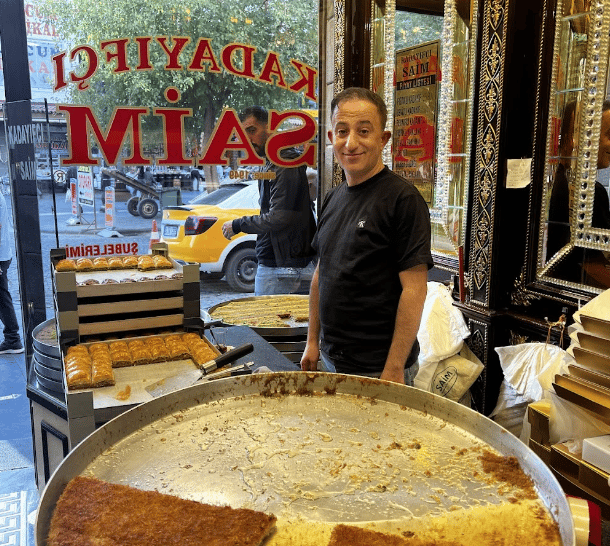 Meşhur Kadayıfçı Saim Usta