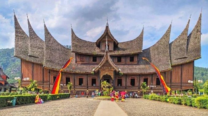 Istano Basa Pagaruyung Sumatera Barat