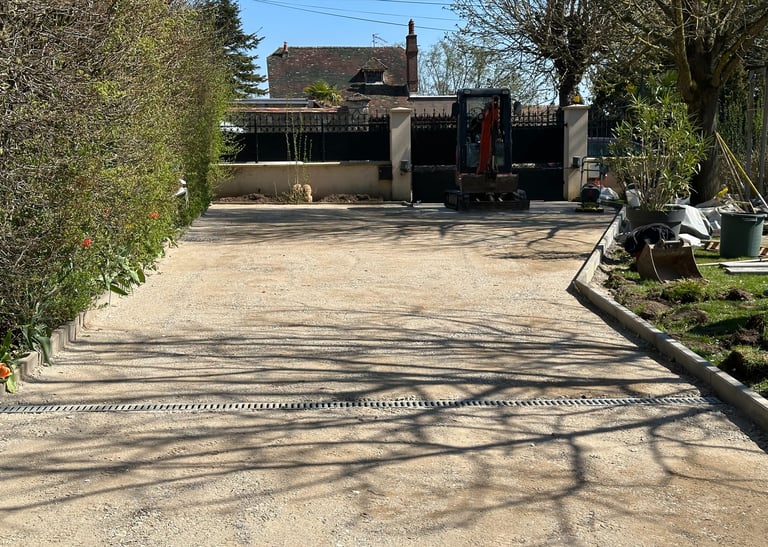 chemin d’accès concassé préparation grave ciment