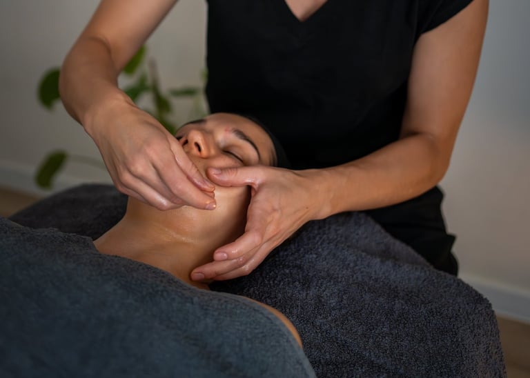 masaż anti-aging twarzy ciałodusza gabinet masażu kraków