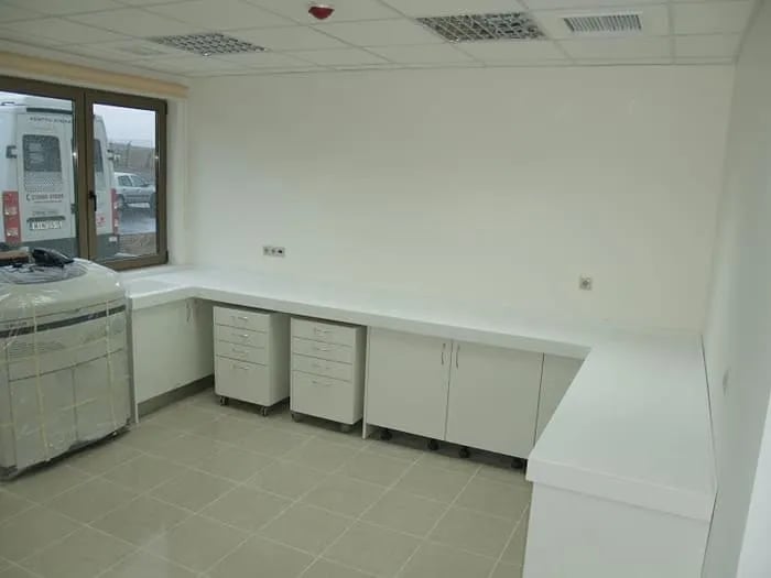 ΕΙΔΙΚΕΣ ΚΑΤΑΣΚΕΥΕΣ / ΠΑΓΚΩΝ / ΕΡΓΑΣΤΗΡΙΩΝ / ΧΗΜΕΙΩΝ / ΜΙΚΡΟΒΙΟΛΟΓΙΚΩΝ / ΤΡΟΦΙΜΩΝ ΚΟΡΙΑΝ