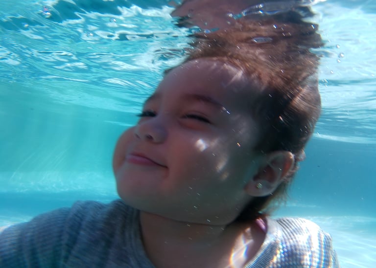 natacion para bebés y niños pequeños en  Mérida Yucatán Mexico 