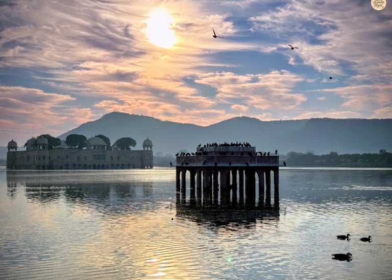 Watch the sunrise at Jal Mahal in Jaipur, the iconic water palace set in the middle of Man Sagar Lake.