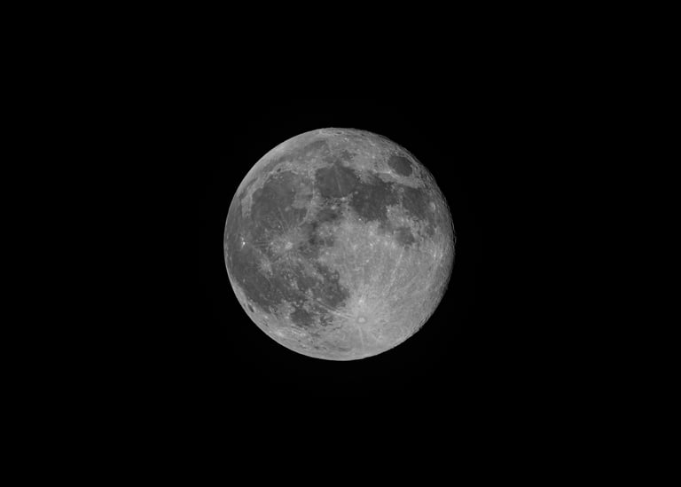 Super Moon - 2025