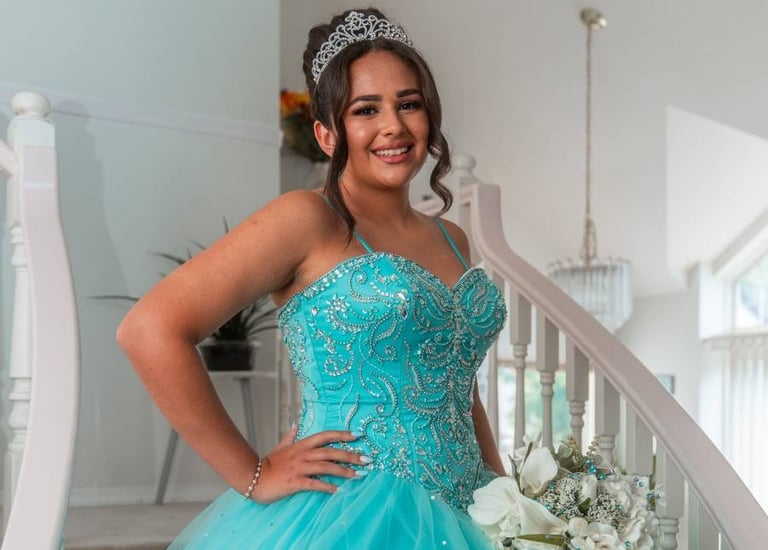 Live streaming services for Quinceañeras