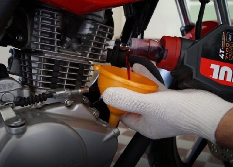 vidange moteur Antibes xrpmoto