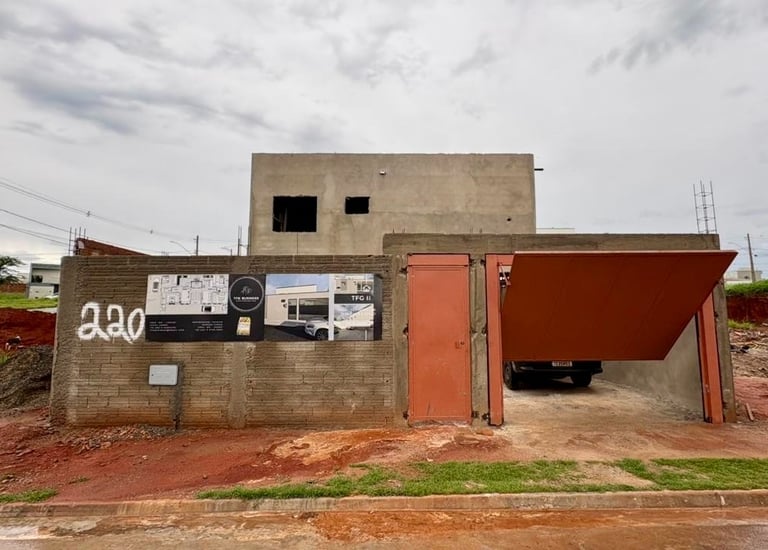 a building with a red door and a sign that says,'do not enter