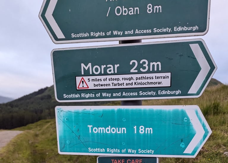 mountain navigation sign