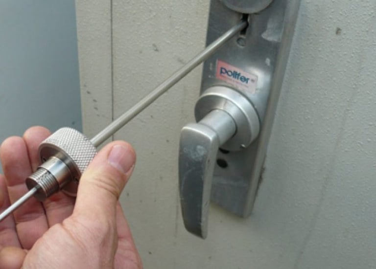 Esenyurt Çilingir, Kasa Açma