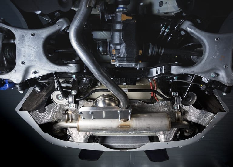 an Enlab car with a large exhaust pipe and a small engine