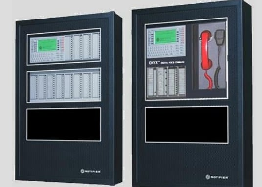 2️⃣ الأنظمة المعنونة (Addressable Fire Alarm Systems)
