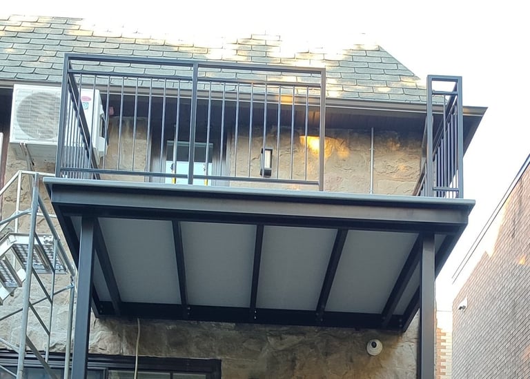 balcon en acier et fibre de verre