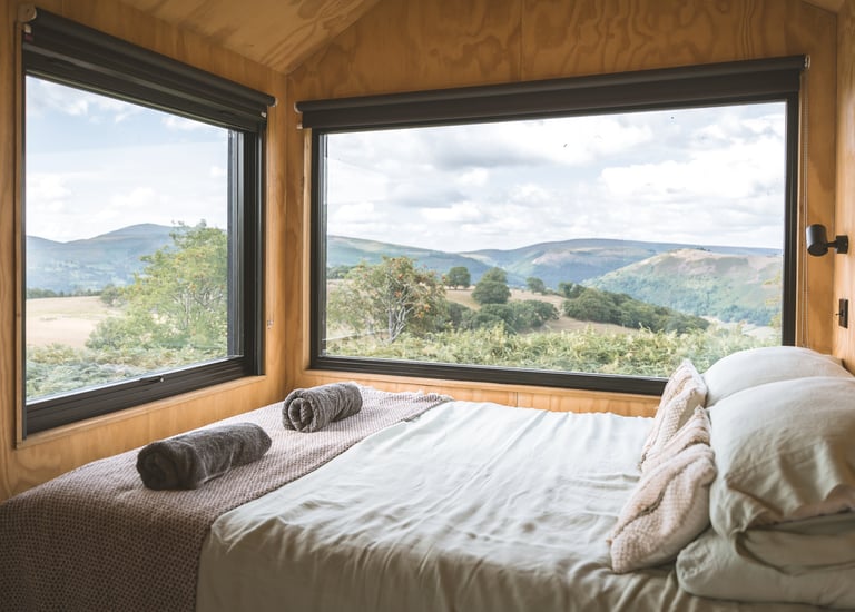 a photo of a cosy shacks cabin in wales tiny home