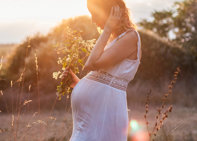 kismama fotózás család lifestyle fotó fotózás gyerek Bicske