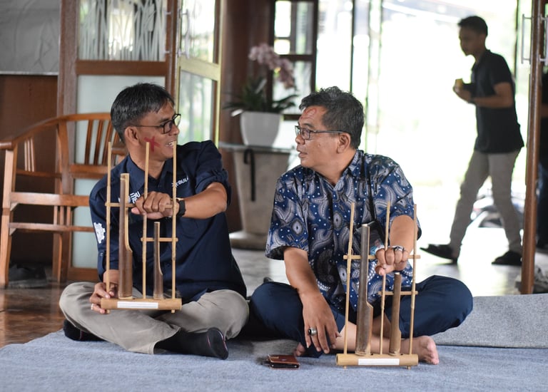 angklung ujo
