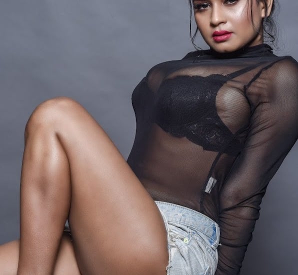 Russian Escorts in Delhi