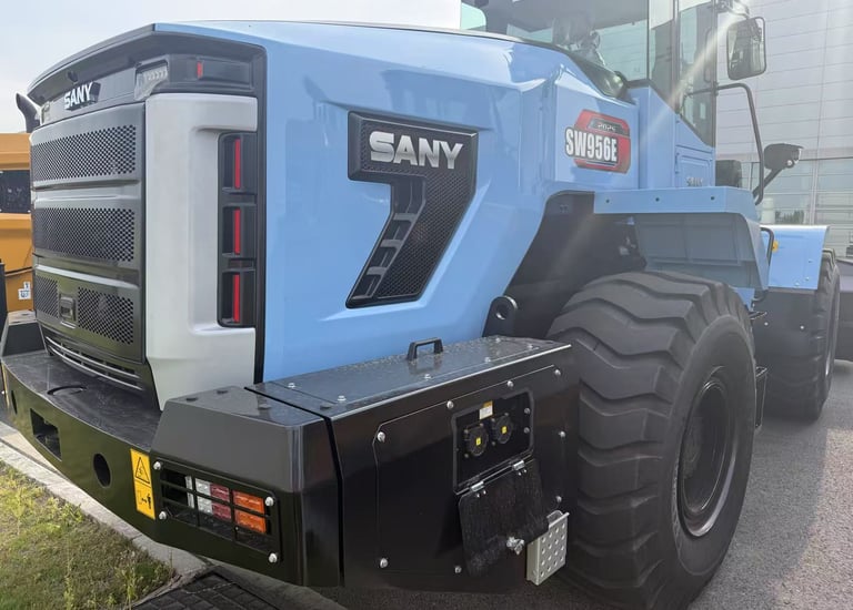 ODM & OEM for New Energy Vehicle Exterior Parts such as Hoods and Fenders