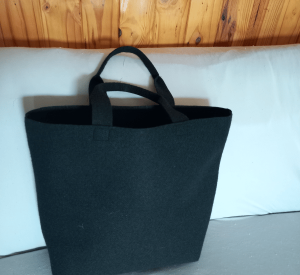 Large shopping bag