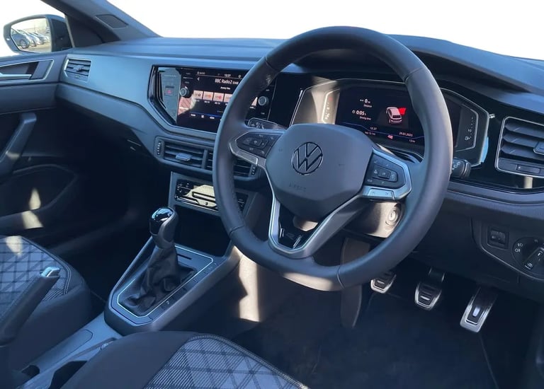 a steering wheel and steering wheel of a volkswagen