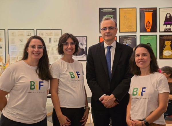 Adriana Minhoto, Gabriela Barco, Embaixador do Brasil na Finlândia, Luís Antonio Balduino Carneiro e