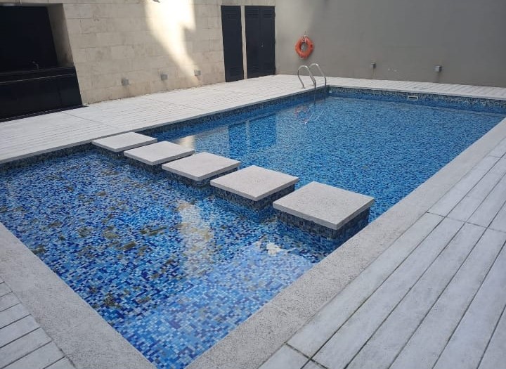 piscina de hormigon antes de plastificar perdida de agua 
