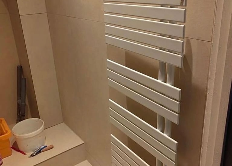 Mise en place d un radiateur de douche 