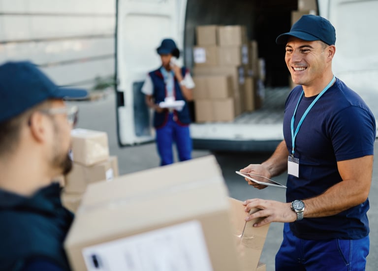 التوريدات العموميه