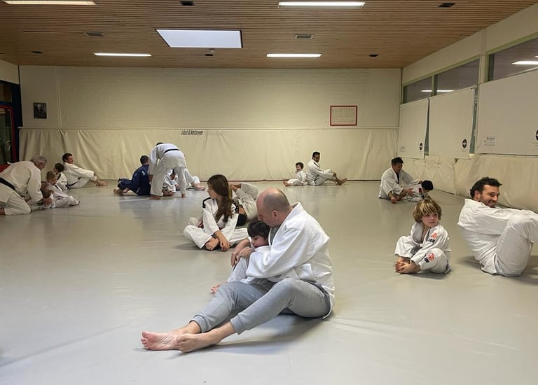 Ouder en kind judo op zaterdag bij Judo Club Amstelveen