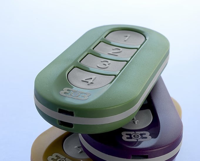 BLE universalus pultelis su Bluetooth technologija