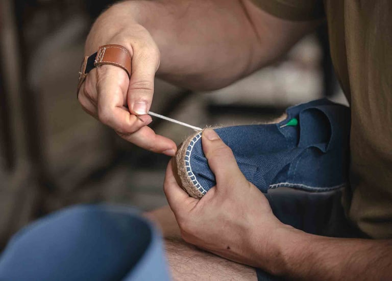 Couture d'espadrille