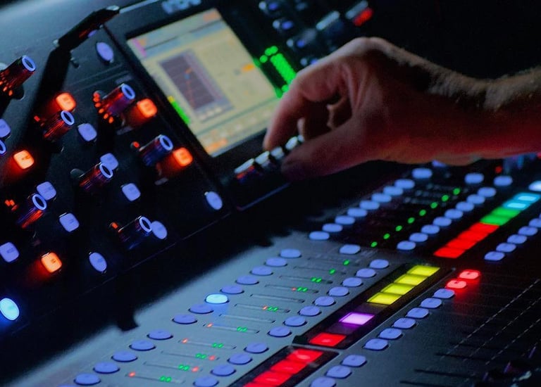 Midas M32 X32 audio mixer training